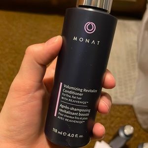 Monat Volumizing Revitalize Conditioner 💜